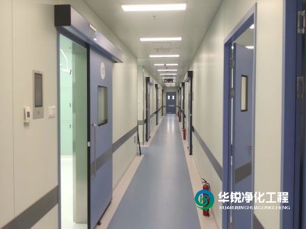 特殊科室建設(shè)廠家告訴你:手術(shù)室凈化工程中風(fēng)管系統(tǒng)的安裝要求